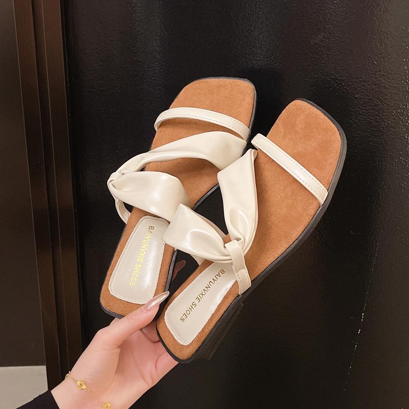 Fashionable Silver Sandals Women's Summer New Design Beach Shoes Square Head Slip-On Shoes Metal Decoration PU Leather Interior