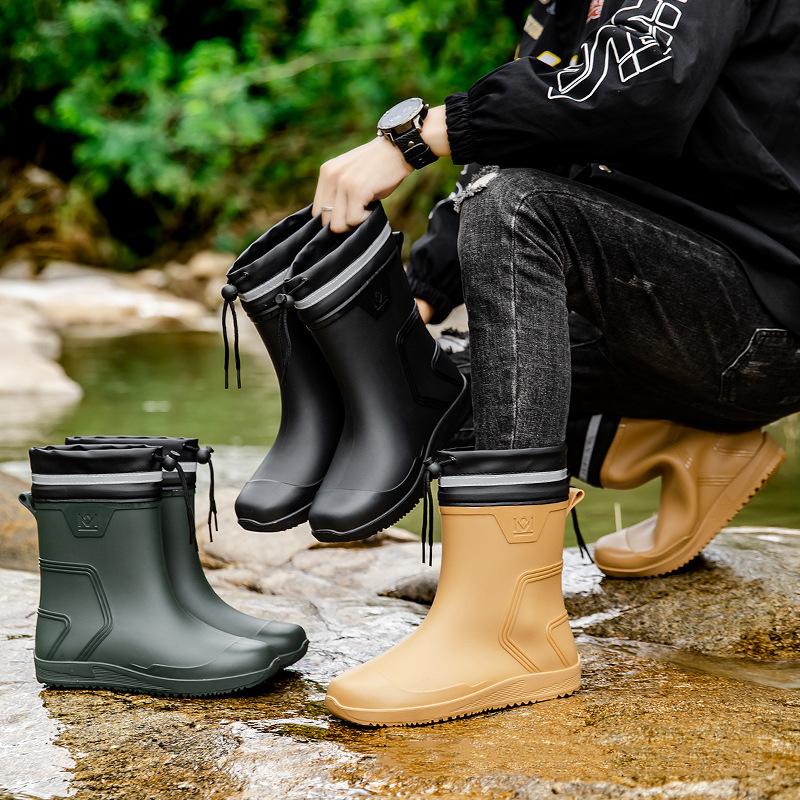 Fashion New Rain Boots Man Boots Fashion Ankle Boots Round Toe Plarform Boots Outdoor Non-slip Slip on PVC Rain Shoes Men Fishing Boots