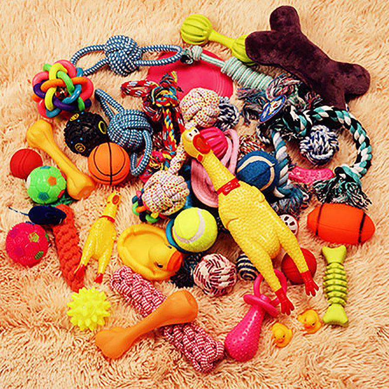 Bite-Resistant Plush Squeaky Chicken Toy for Teething Puppies and Small Dogs