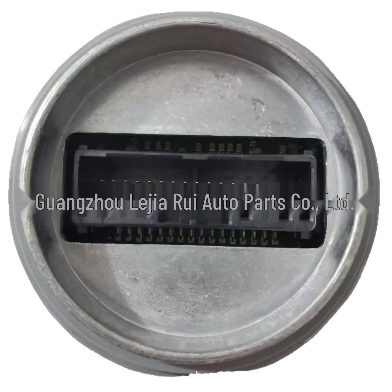 

Volvo XC90 Headlight Control Module, Original Disassembly (90059439, 90059440) Model 90059439