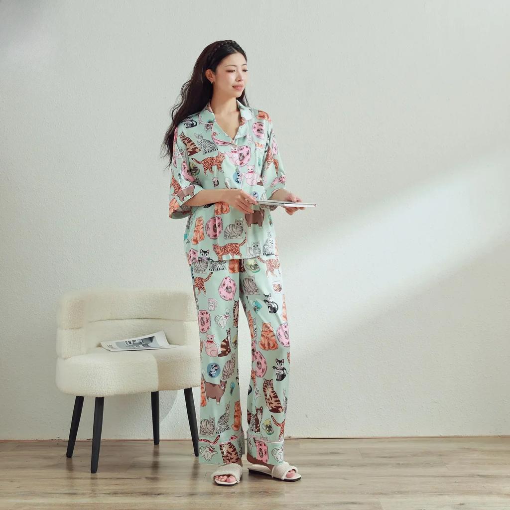 Neue französische Damen-Nachtwäsche Eis-Seide bedrucktes Mittelarm-Set mit hochwertigem Gefühl, Ins-Stil Revers Hausanzug Set Pyjama