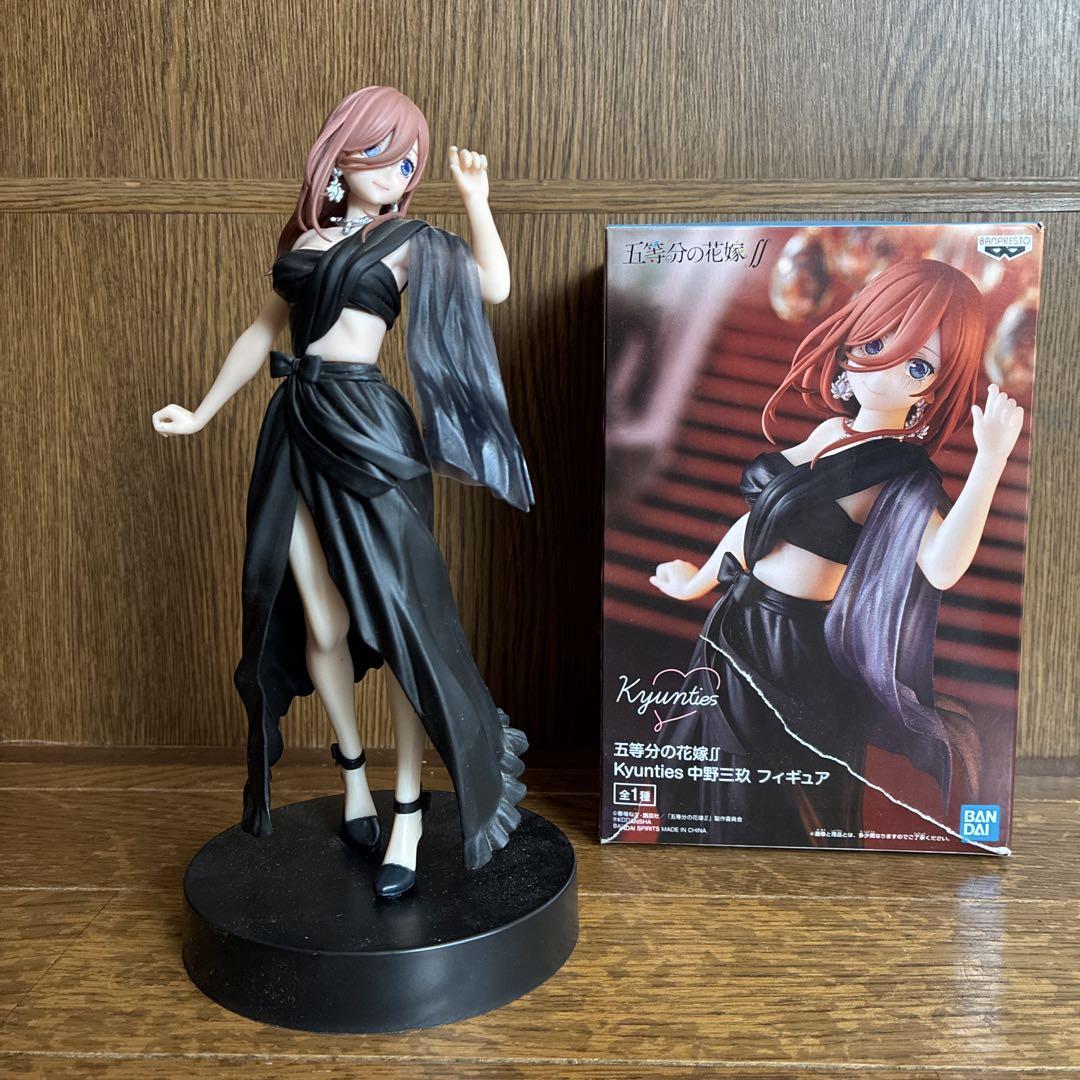 

[USED] Kyunito Nakano Miku Figure Black Dress