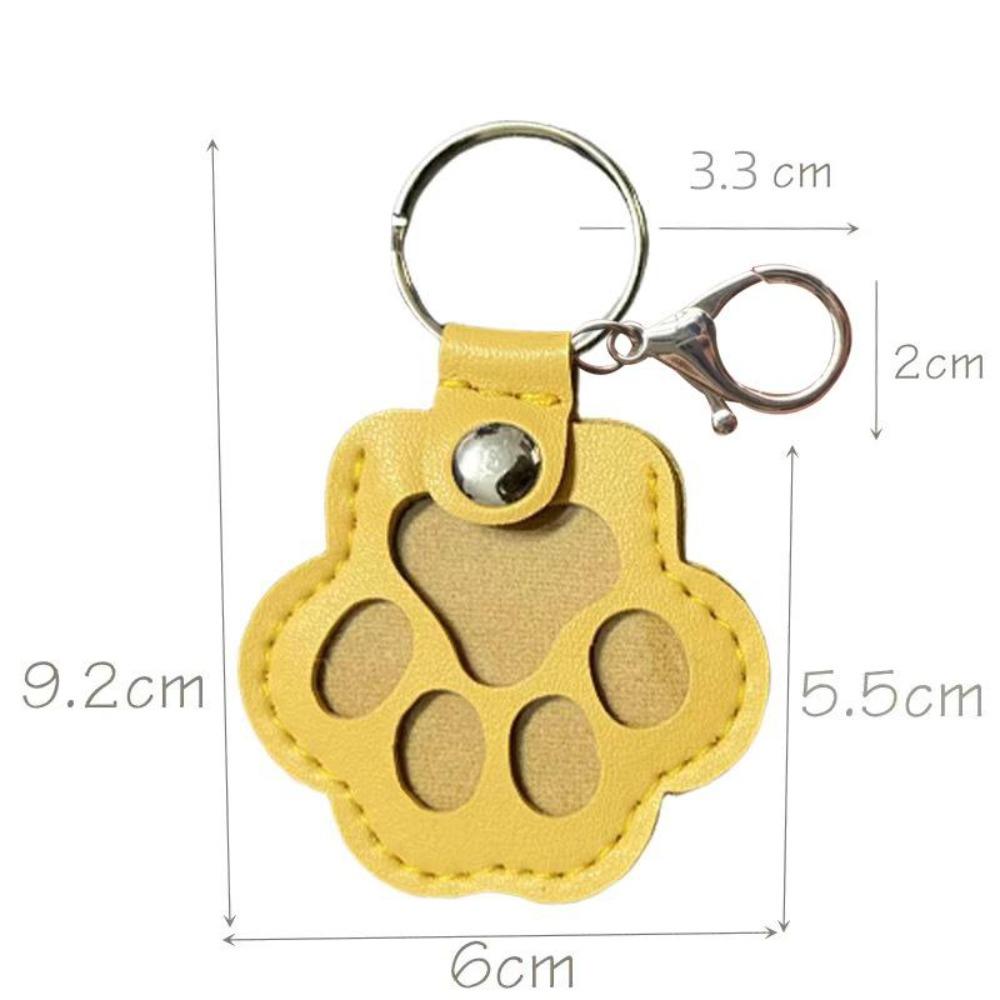 

Leather keychain creative pet hair storage pendant cat and dog hair exquisite cute bag pendant