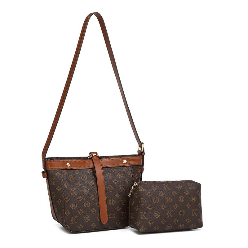 

Guti Kou s new high-end fashion stray bag single shoulder underarm large-capacity tote mother and child bag коричневый