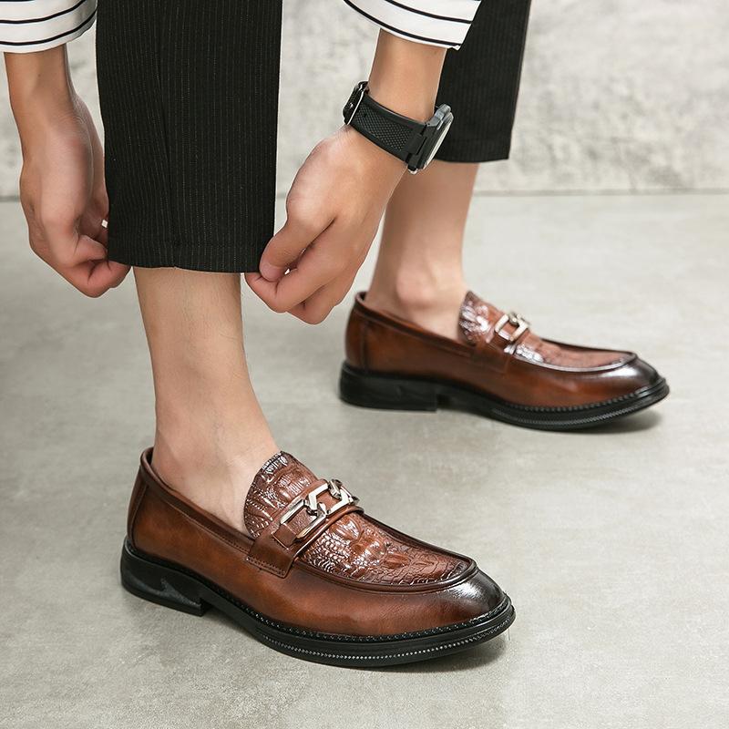 Men's Shoes Large Size Men's Loafers Foot Cover Business Leather Shoes Men's Spring and Autumn New Doudou Shoes One Pedal Men's Shoes