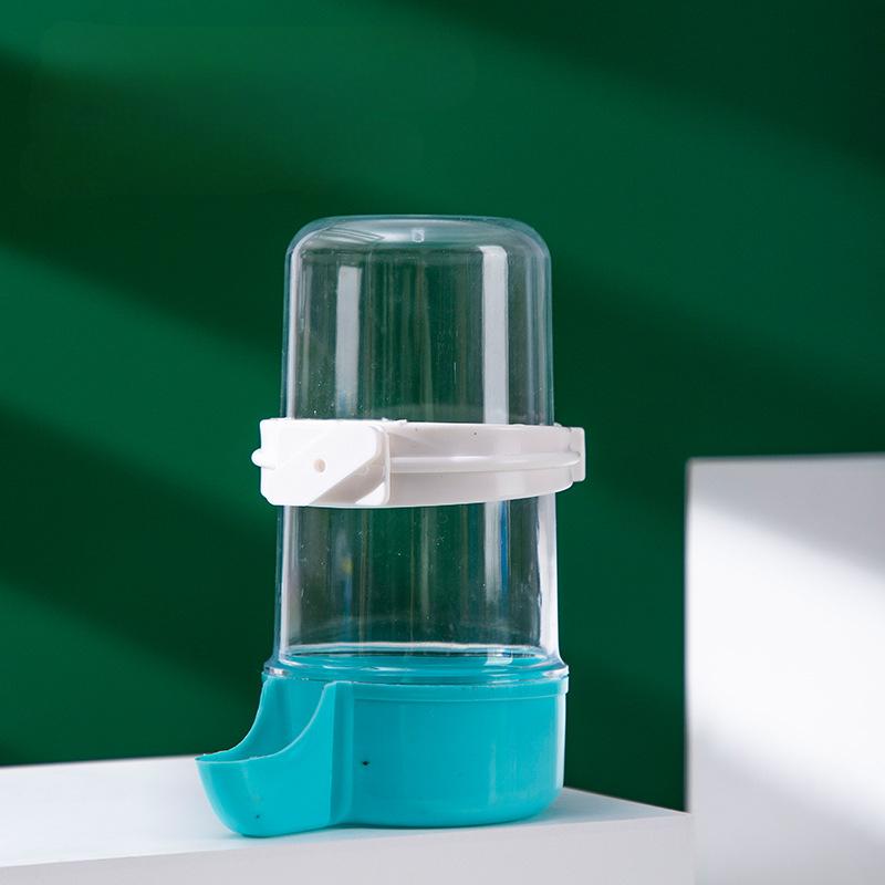 1 PC Random Color Style Bird Feeders Waterer Drinker for Bird Parrot Cages Water Dispenser Bottles Drinking Bowls Pet Supplies