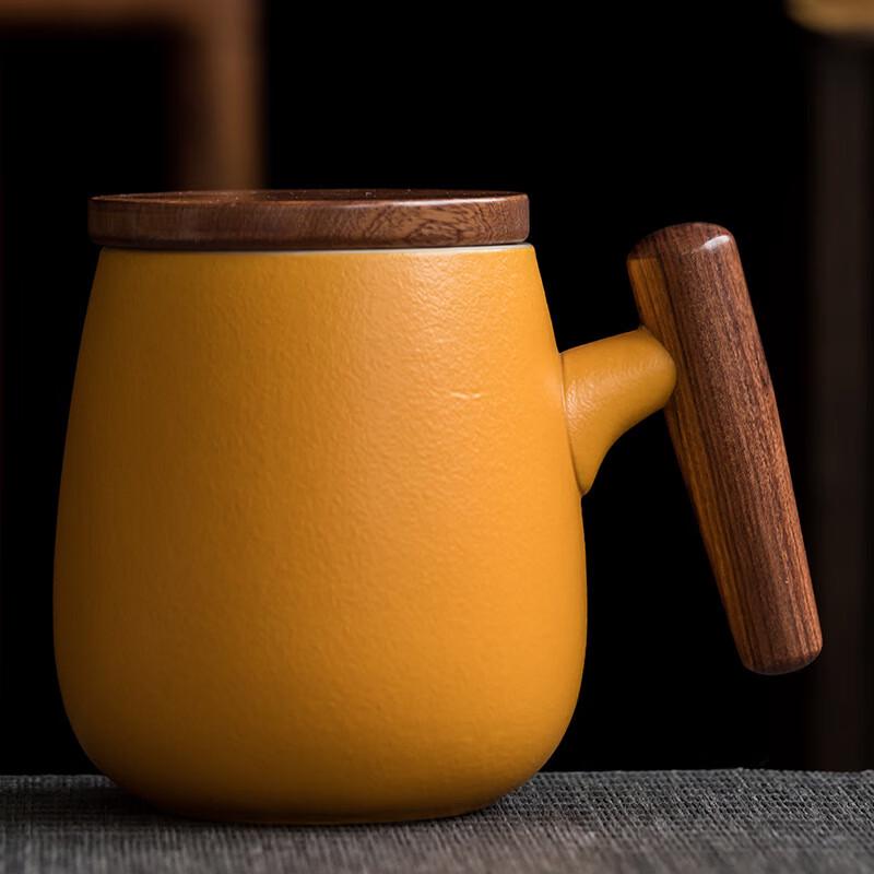 Frosted Ceramic Mug with Wooden Handle and Lid