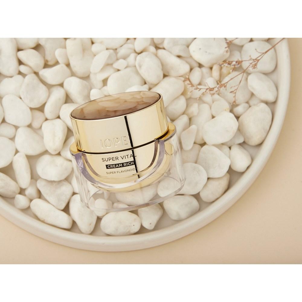 Iope Super Vital Signature Podstawowe Kosmetyki 3 Rodzaje