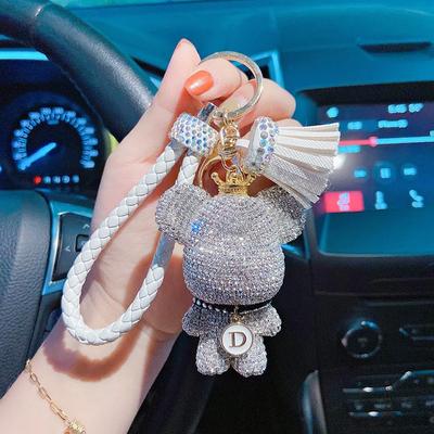 Porte-clés ours clouté pour voiture pendentif de clé de voiture pendentif cordelette en cuir diamanté pour dames pendentif de sac à main mode cadeau d'influenceur en ligne.