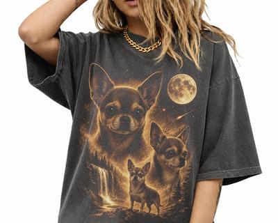 T-shirt Chihuahua hurlant à la lune, T-shirt graphique vintage pour chien, Cadeau personnalisé pour maman de chien