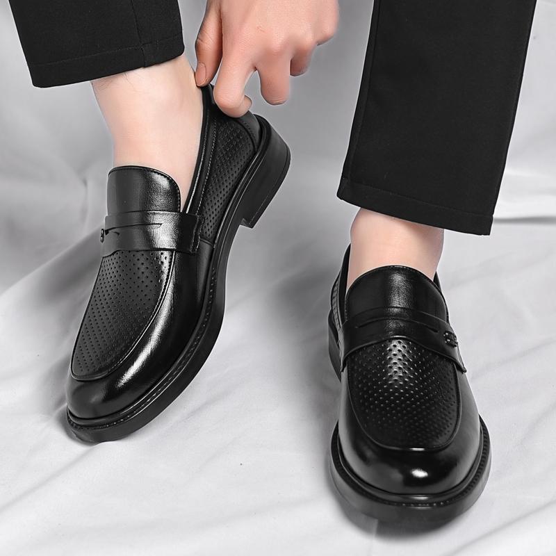 2024 New Leather Mens Shoes Mens All-match Loafers Slip-on Office Formal Shoes Male Wedding Party Flats Casual Outdoor Footwear