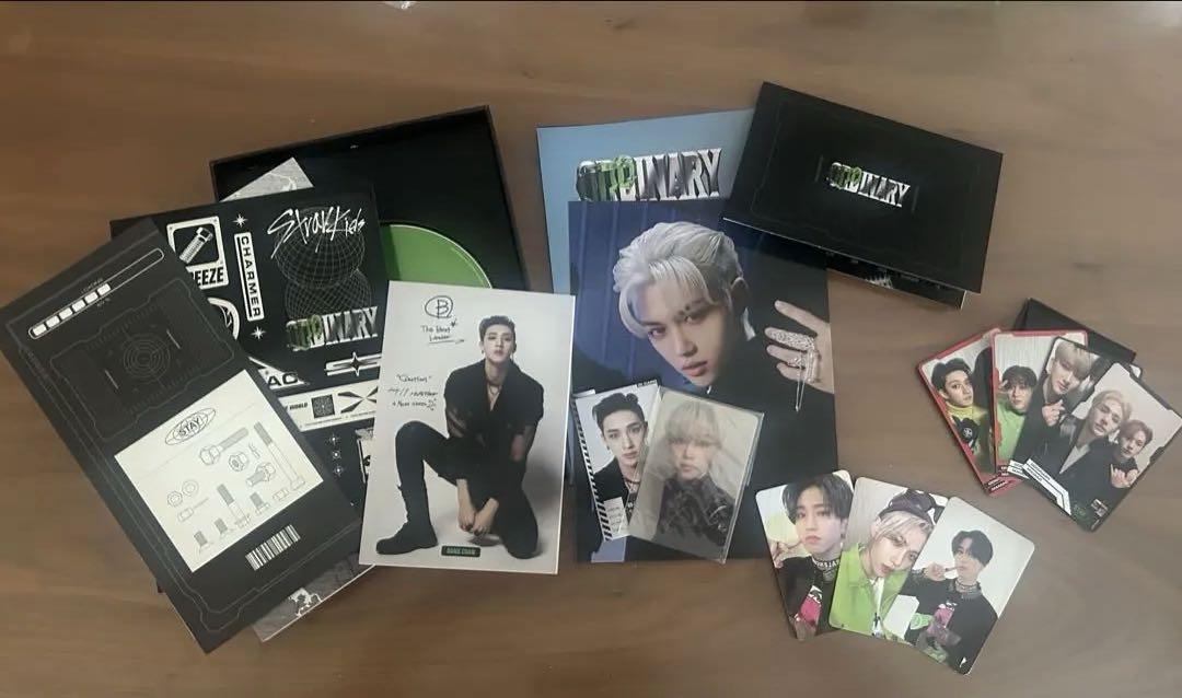 

[USED] Stray Kids ORDINARY Album Limited Edition (Felix)