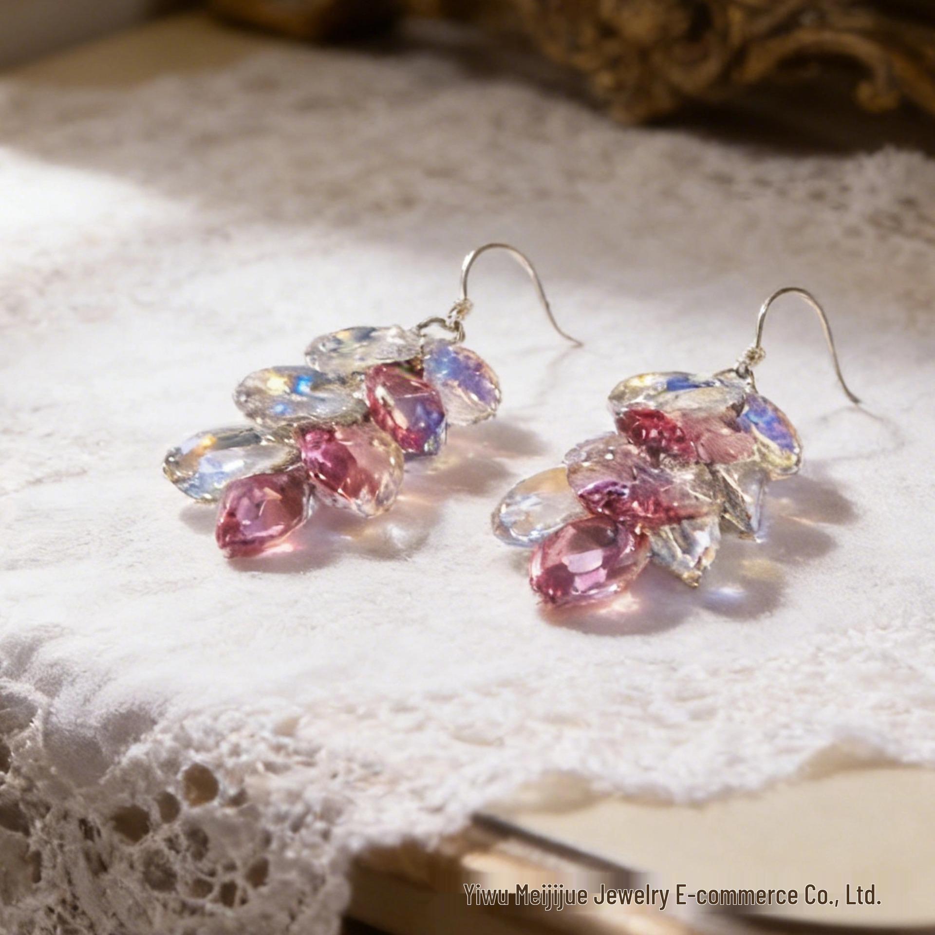 Серьги с кисточками и светло-фиолетовыми кристаллами - Роскошные длинные серьги-подвески для женщин Standard