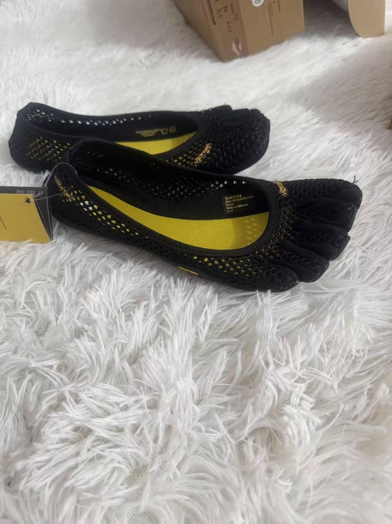 V-Soul Women's Split-Toe Fitness Dance Shoes