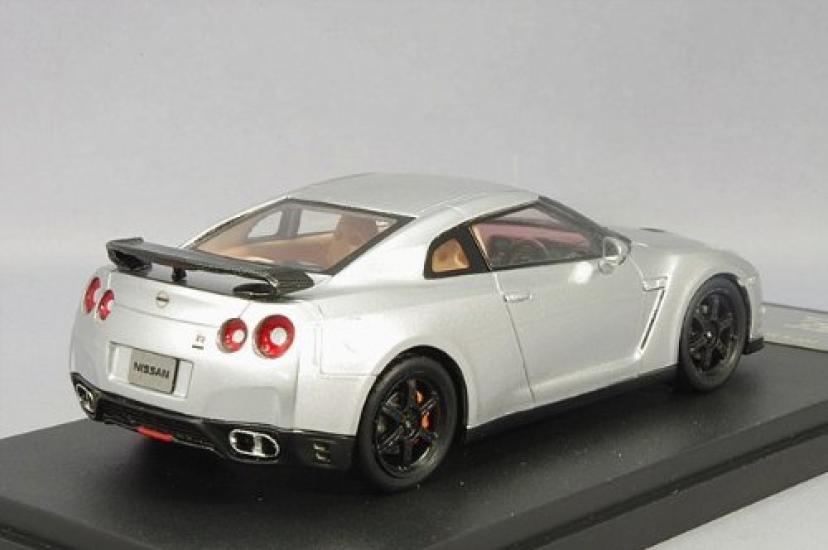 Nissan R35 2011 EGOIST Ultimate Metal Silver R Caramel Beige of WIT'S 1/43 GT-R Upper Red/Lower [Made Resin]