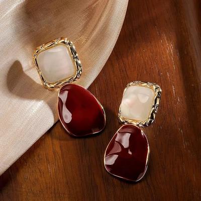 Autumn and Winter French Retro Wine Red Color Geometry Earrings for Women Simple Delicate Cute Earrings Party Jewelry Accessory