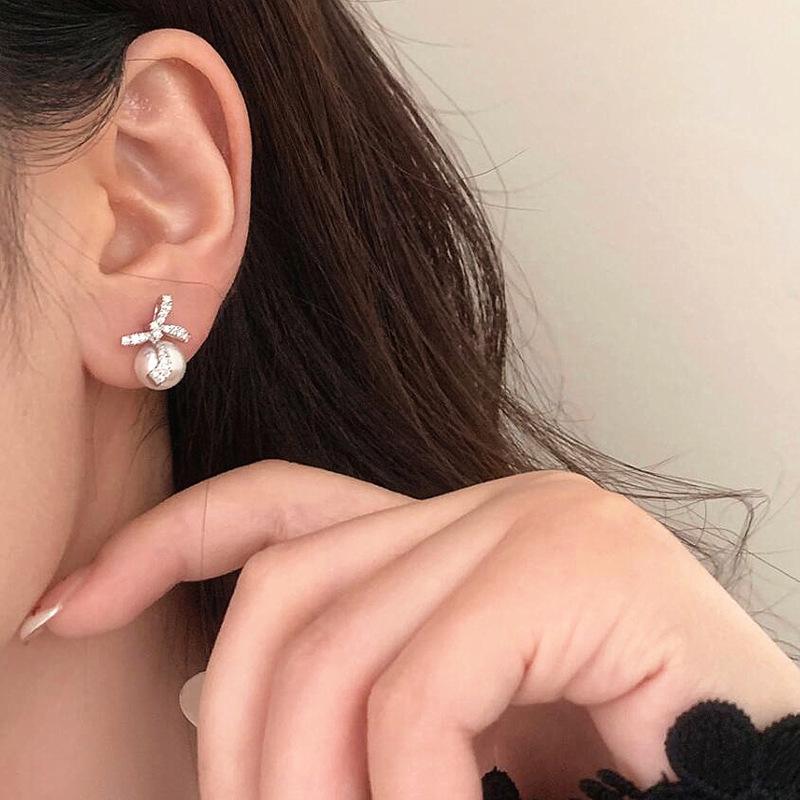 Silver Needle Korean Zircon Pearl Bow Earrings Simple Versatile Temperament Earrings Niche Design Earrings