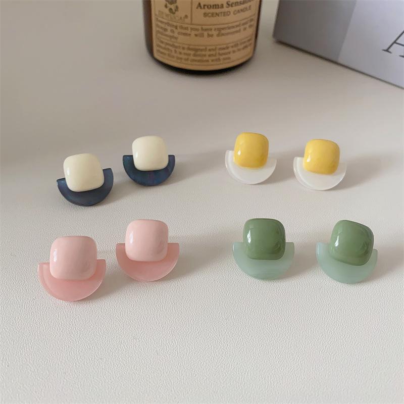 New Personalized Candy Colored Earrings Women Splicing Acrylic Design Cute Fresh Fashionable Commuting Trend High-End Feeling