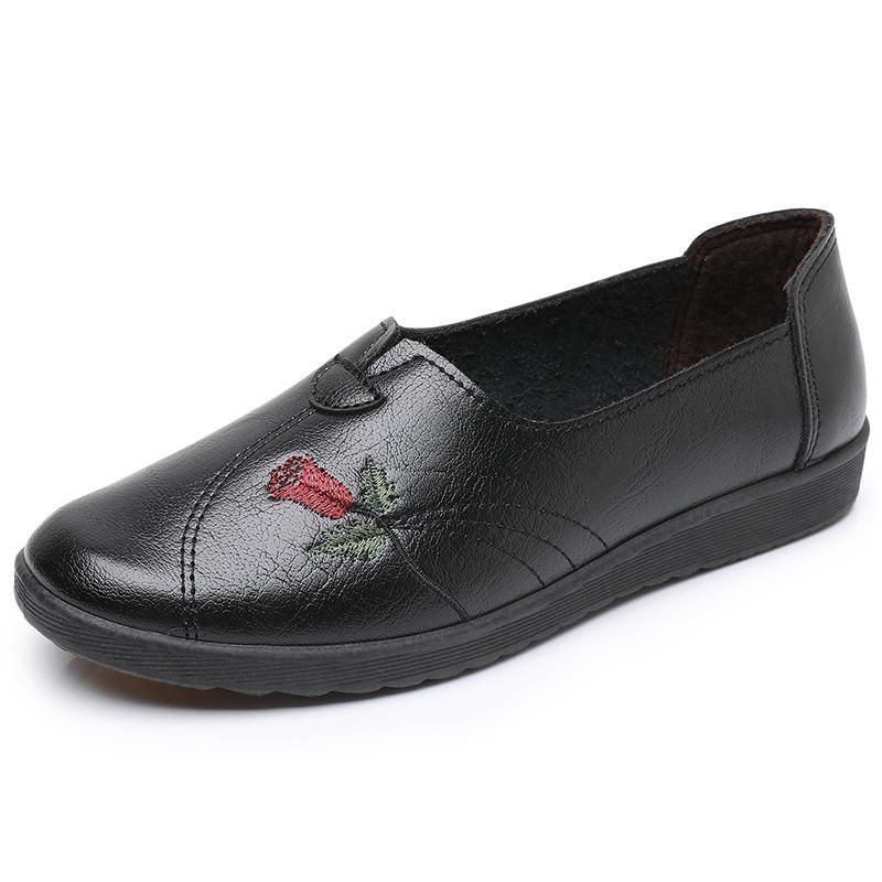 Shoes Spring and Autumn Middle-aged Comfortable Leather Shoes Flat-soled Elderly Non-slip Spring Soft-soled Black Women's Single Shoes