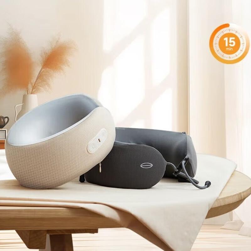 ±0 Plus Minus Zero Heated Neck Massager U-Pillow