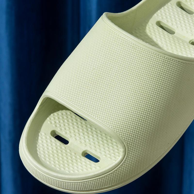 New Summer Women's Slippers Home Indoor Non-Slip Bathroom Bathing Couples Outer Wear Thick Bottom Leaking Style Sandals