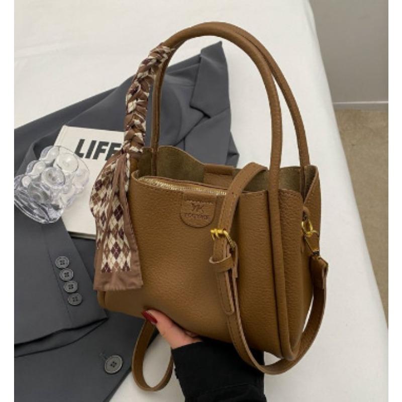 Handbag Bag Women's New Spring and Summer Niche Bucket Bag Commuter Versatile Shoulder Messenger Bag Popular Women's Bag