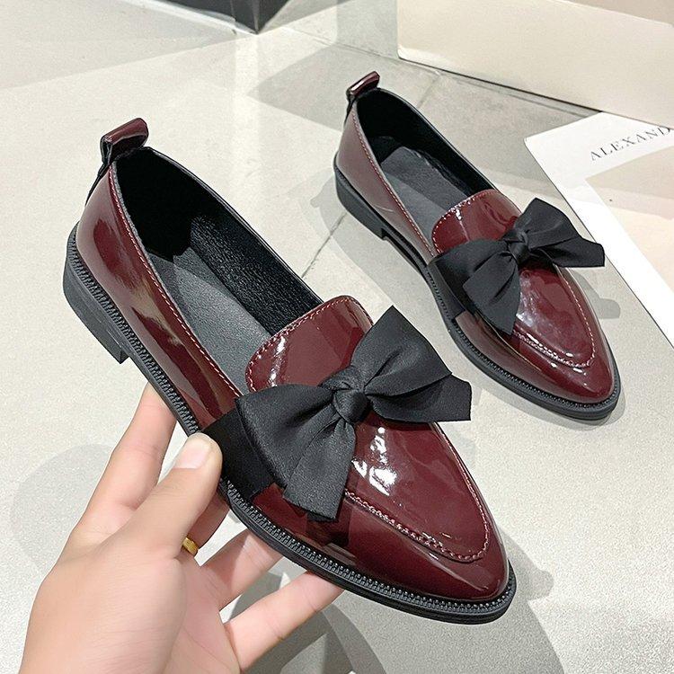 Large Size Mary Jane Shoes Spring and Autumn New Shallow Mouth Pointed Head with Skirt French Evening Single Shoes