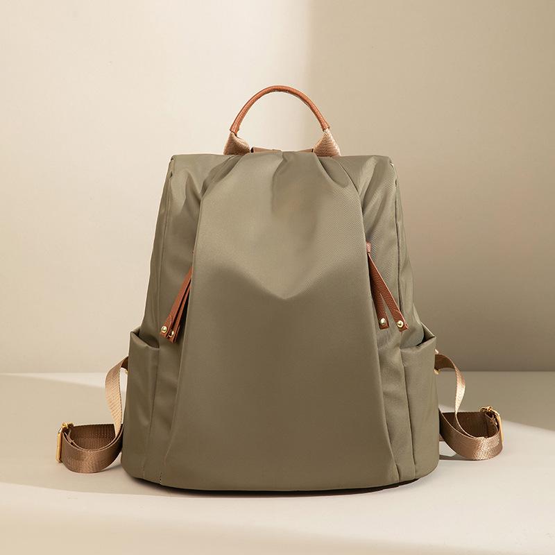 

Женский рюкзак из легкой ткани Оксфорд с защитой от краж - Мода 2025, Большая вместимость, Повседневный дизайн для путешествий