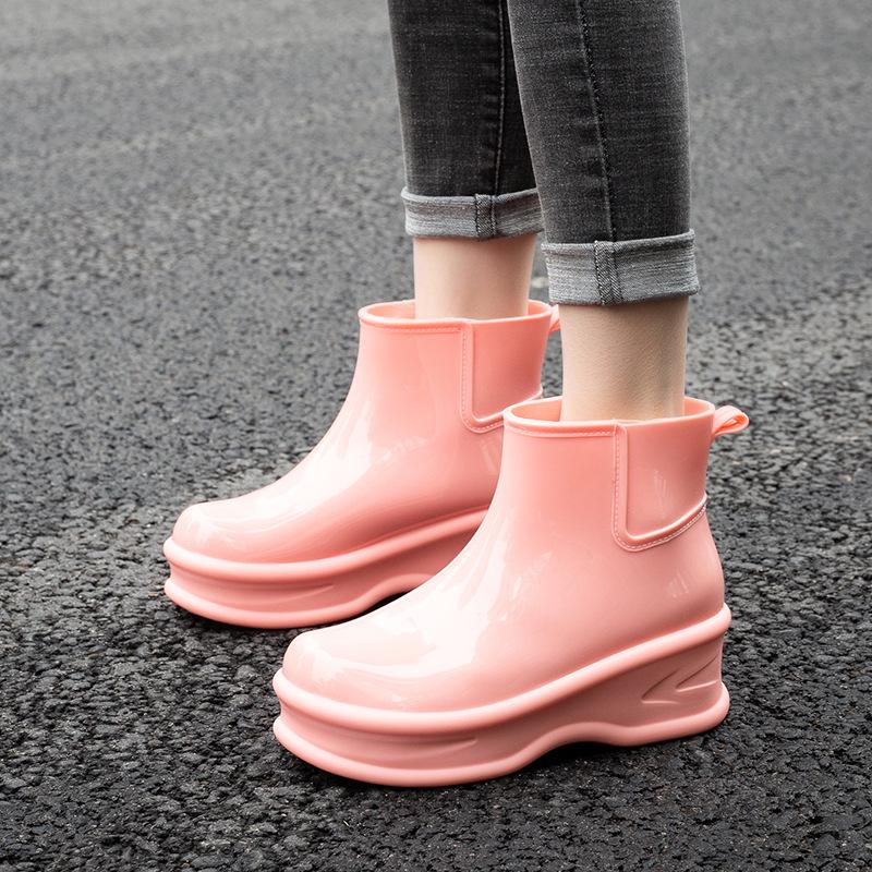New Women's Plus Velvet Warm Mid-Calf Waterproof Rain Boots - Fashionable Outdoor Rubber Work Shoes