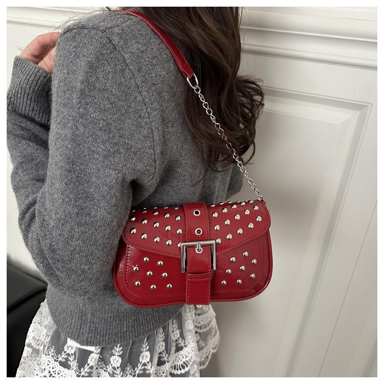 Punk Style Rivet Design Cool Girls Shoulder Bag Vintage Chain Underarm Bag for Women PU Leather Crossbody Handbag