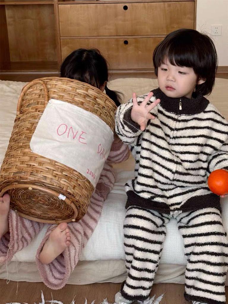 Kids' Coral Fleece Pajamas: Striped Zipper Parent-Child Set for Autumn and Winter