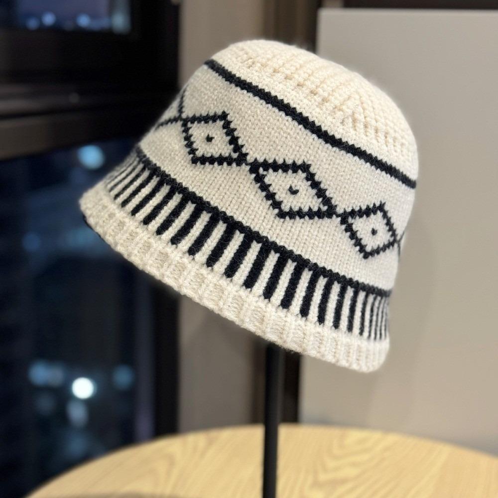 

Diamond Grid Pattern Knitted Hat Retro Basin Hat Casual Ear Protection Hat for Women бежевий