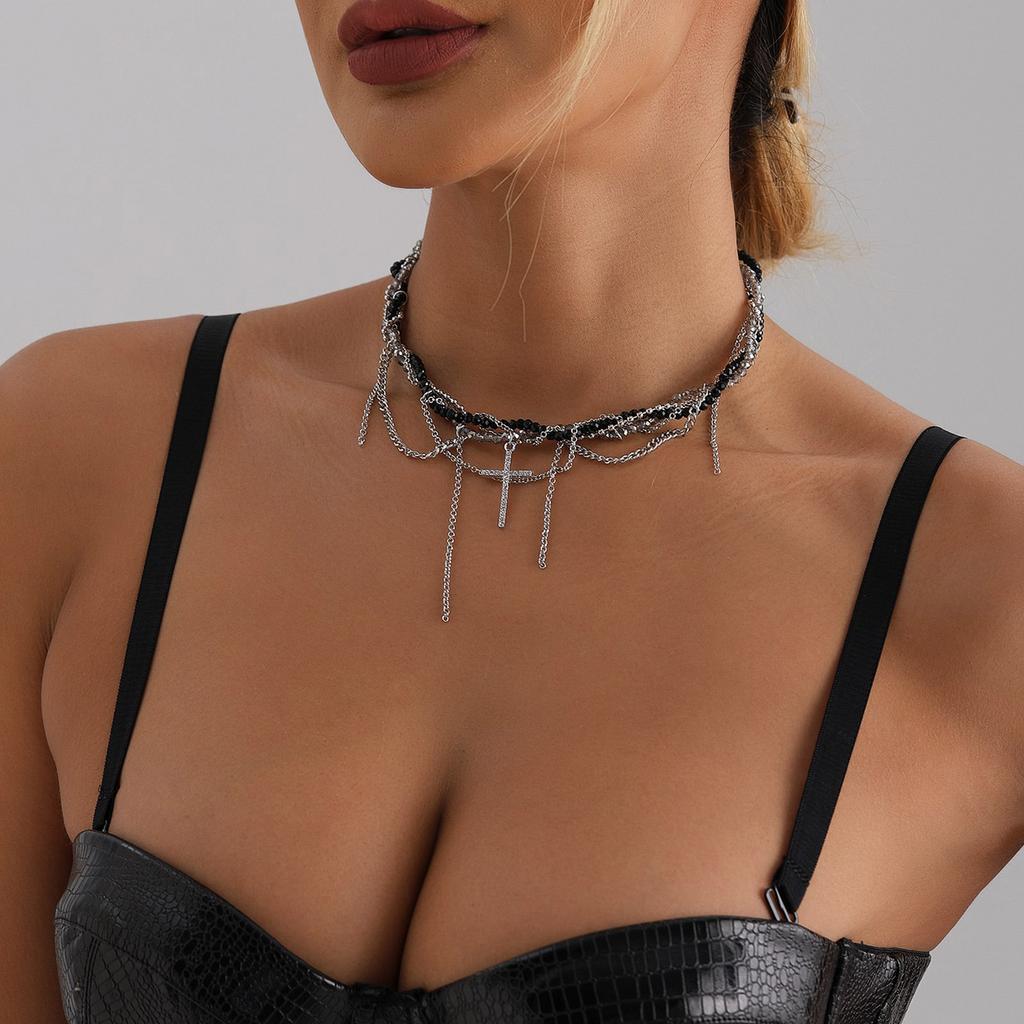 Fashionable Sturdy Glass Crystals Crosses Necklace Featuring Stylish Rhinestones Designs On Elegant Snake Chain