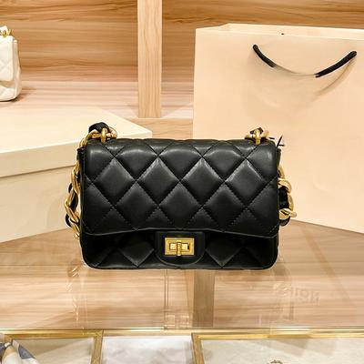 Çanta Kadın İlkbahar Yaz Küçük Parfümlü Rüzgar Yumuşak Deri Kare Şişman Halka Zincirli Çanta Moda Kalın Zincirli Omuz Çantası