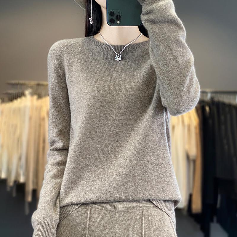 Women's 100% Wool Round Neck Sweater – Casual, Loose Knitwear, Minimalist Base Layer