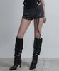 Aejeuyua Folding Hip Logo Shorts Charcoal