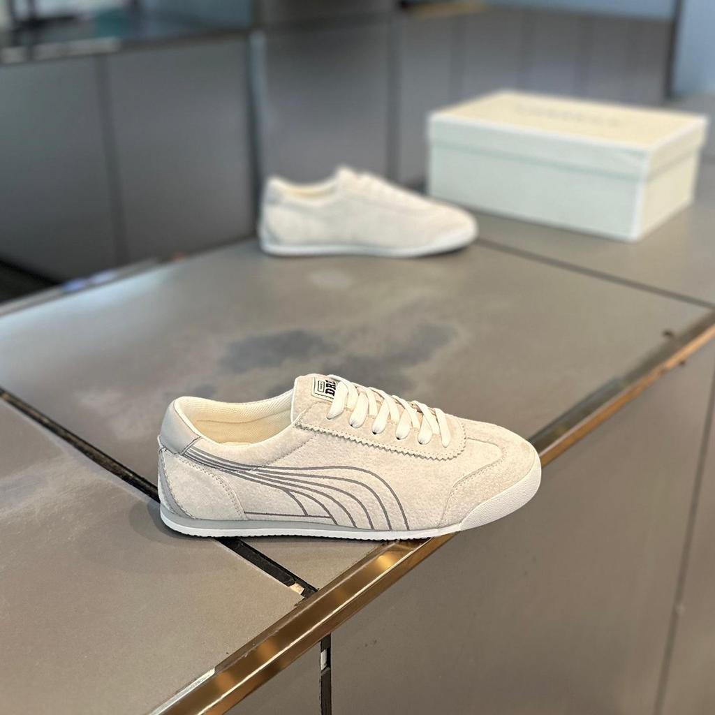 Pantofi albi de skate cu tops jos la modă pentru bărbați - Colecția Toamnă 2025 Stil PUNK Inspirați de Forrest Gump