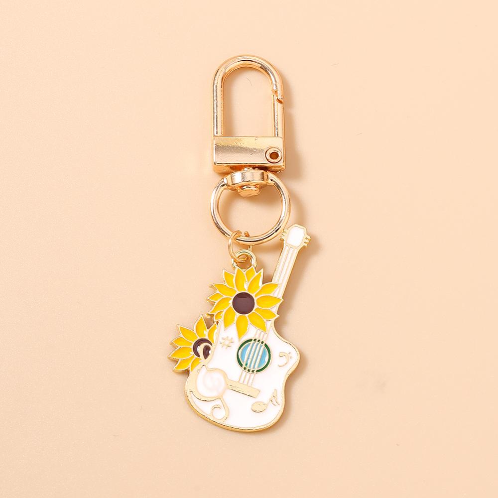 

Cute Enamel Music Instrument Key Chain Guitar Violin Key Ring Pendants for Women Girls Handbag Decor DIY Handmade Jewelry Gift