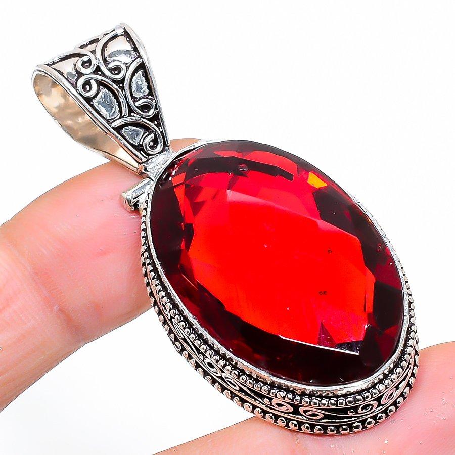 

Vintage Mozambique Garnet Gemstone Handmade Ethnic Jewelry Pendant 2.21 VR-3553