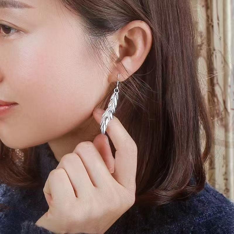 Elegant Silver Wheat Tassel Earrings - Unique, Simple, Light Luxury Ear Hooks for Women