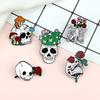 Skull Series Punk Creative Brooches Rib Skeleton Rose Flower Badge Bag Denim Enamel Lapel Pins Gifts for Friends Fashion Jewelry