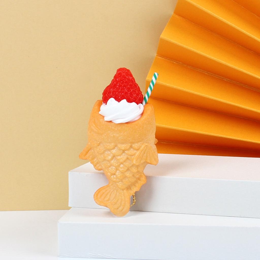 Set of 2 Stylish Faux Food Taiyaki Keyrings Sturdy PVC Fashion Accessory Portable for Anime Fans And Collectors