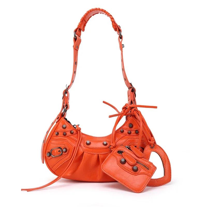 Modna motocyklowa torebka na ramię z nitami jesień i zima nowe damskie miękkie torby kurierskie ze skóry PU