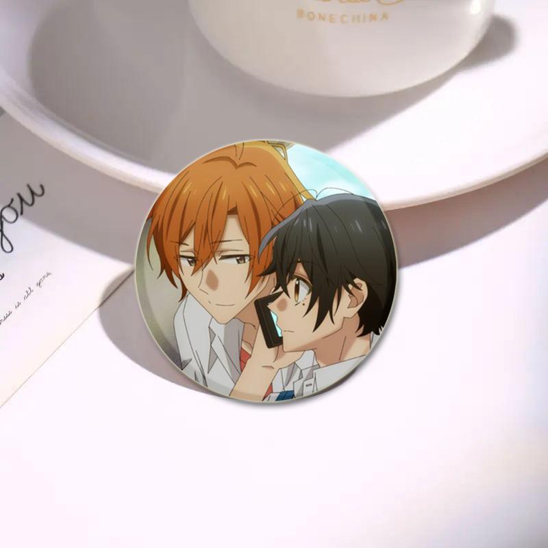 32/44/58mm Round Anime SASAKI and MIYANO Enamel Pins Handmade Brooch Cartoon Cosplay Badge On Backpack Jewelry Accessories Gifts