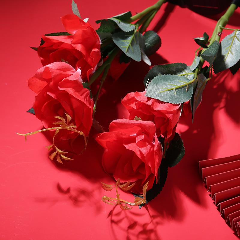 2pcs LED Solar Power Rose Flower Stake Lights Outdoor Garden Luminous Lamps