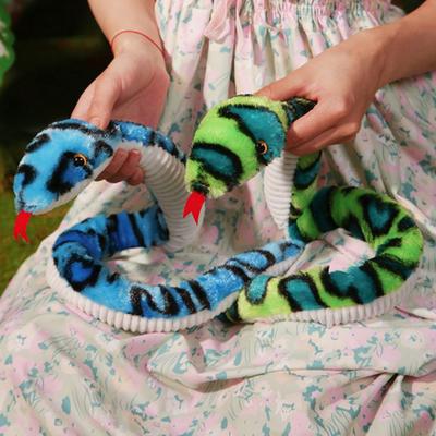 Yousheng Simulationsschlangen-Stofftier Weiche gefüllte Tierpuppe Flauschige süße gefleckte Schlange Dekorative Kissen Begleiter für die Heimdekoration