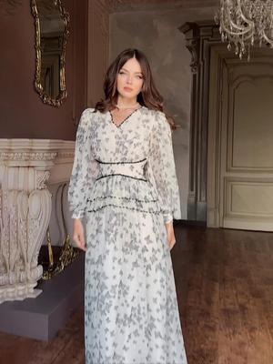 2025 Elegant European & American V-Neck Waist-Slimming Summer Dress for Women