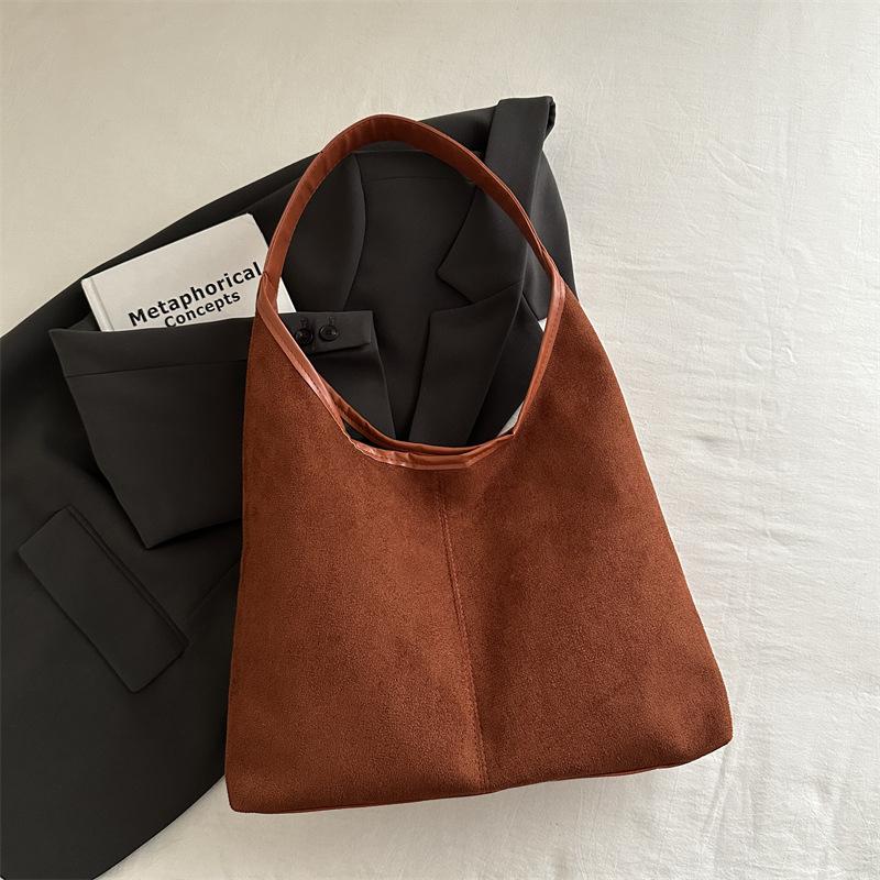 Matte Leather Ladies Underarm Bag Tote Commuter Large Capacity Female Purse Handbags Vintage Faux Suede Shoulder Bags for Women