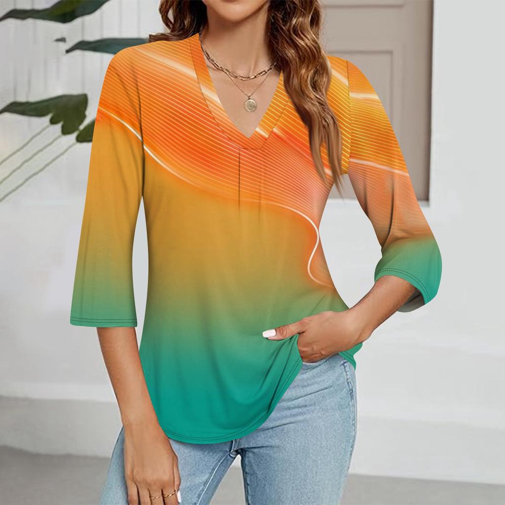 Women's Casual V-neck Gradient Print Three-quarter Sleeve Fashion Top