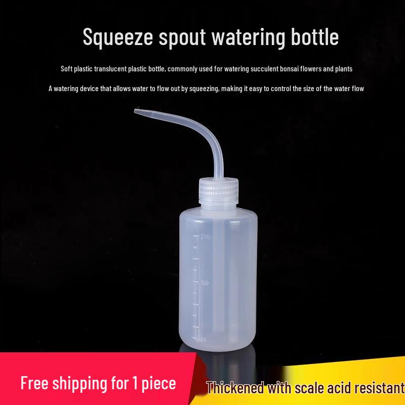 Gießkanne mit spitzer Tülle und Quetschsprüher für Zimmerpflanzen und Sukkulenten